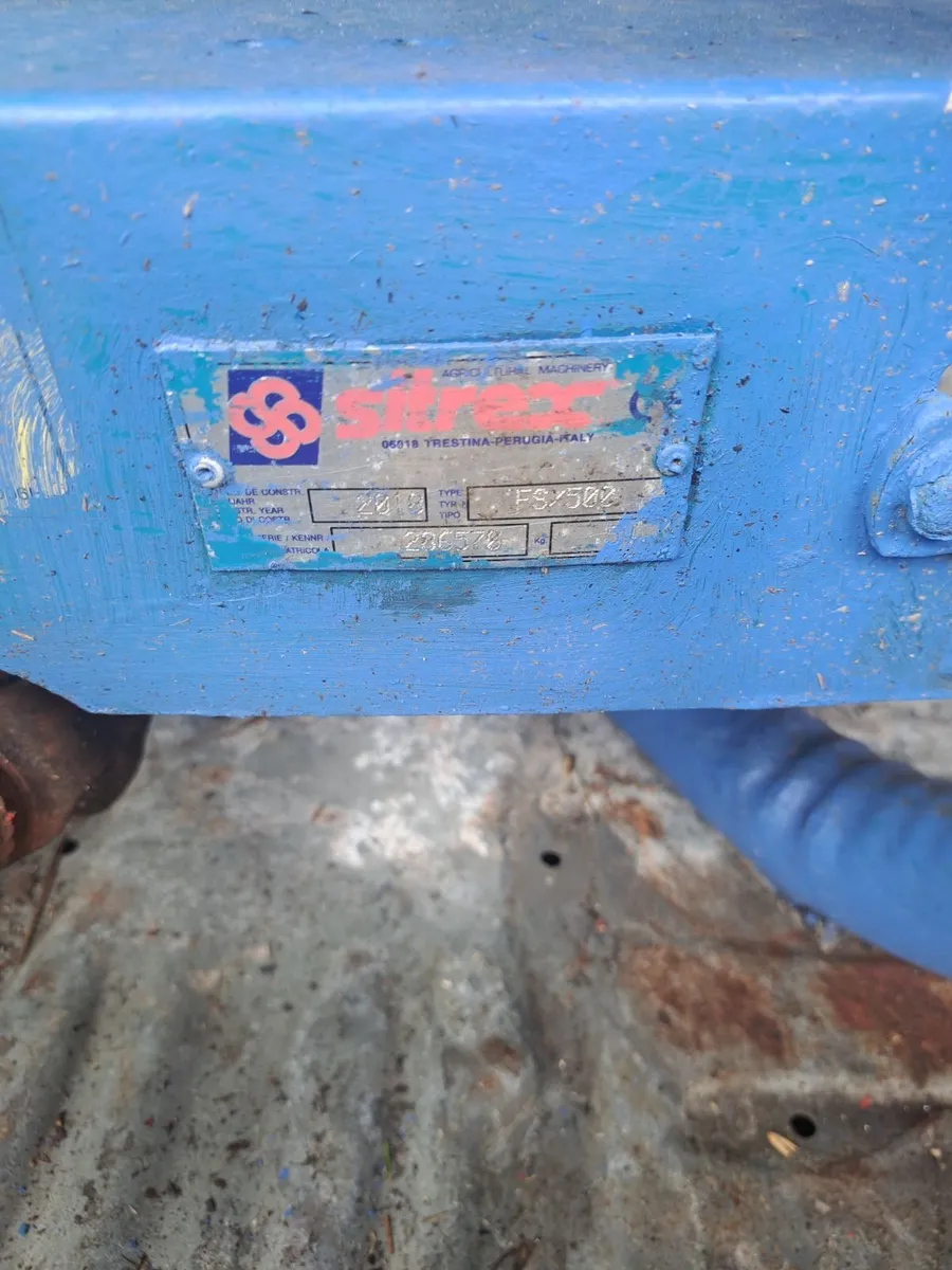 Rotary Fertiliser Spreader - Image 4