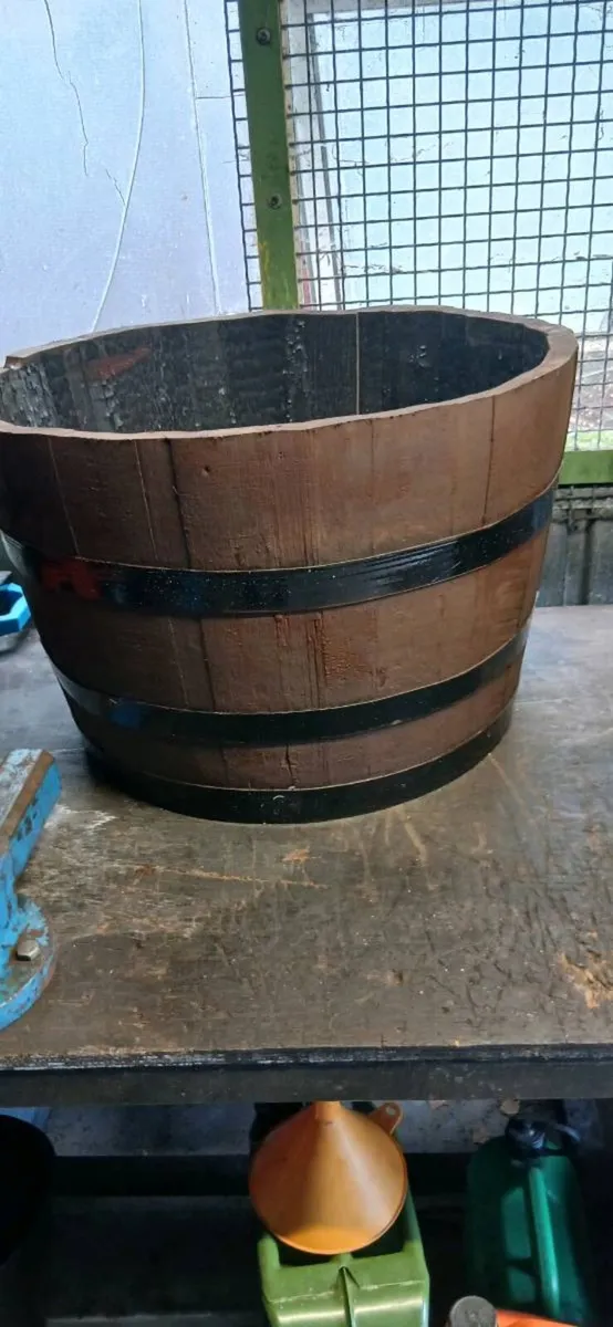 Oak barrel planters - Image 4