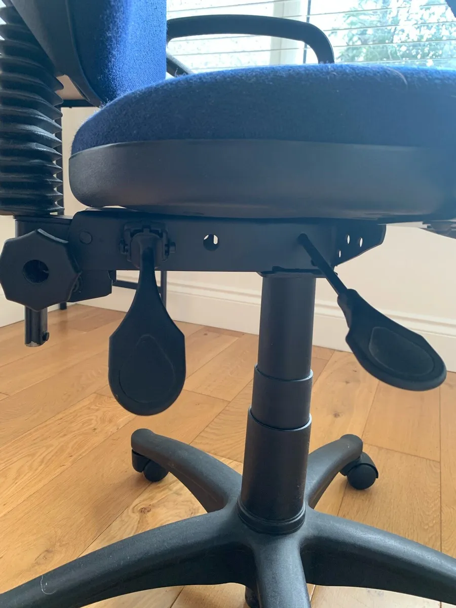 Office swivel chair - Image 4