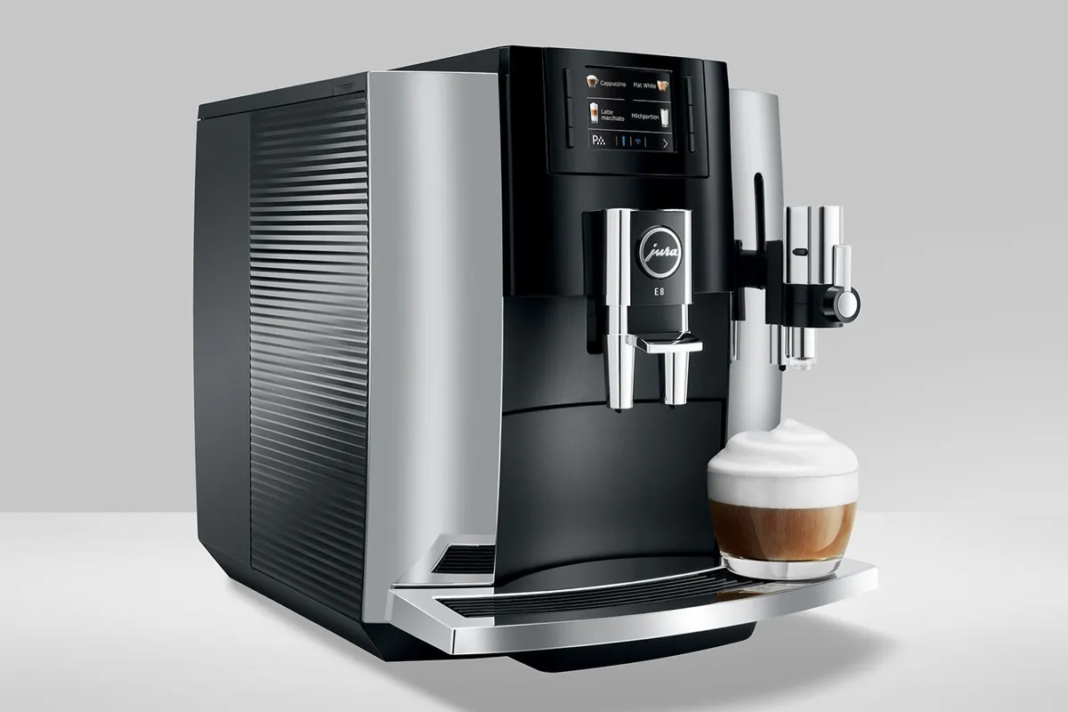 JURA E8 Bean to Cup Coffee Machine - Image 4