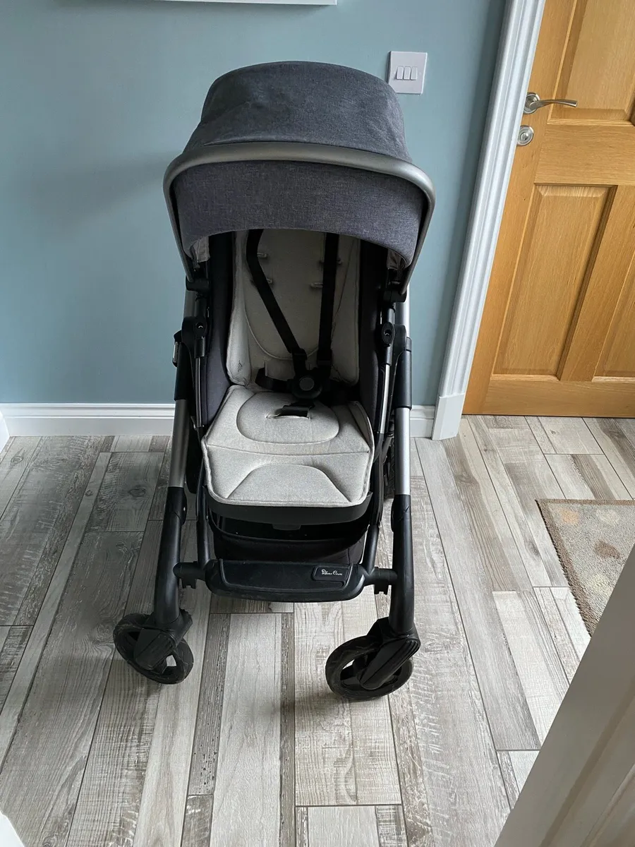 Silver Cross Wave Pushchair - Excellent Condition - Image 1