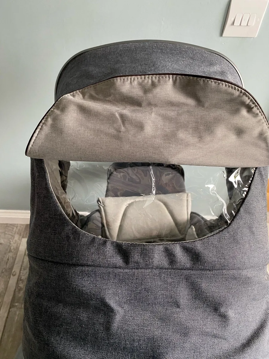 Silver Cross Wave Pushchair - Excellent Condition - Image 2