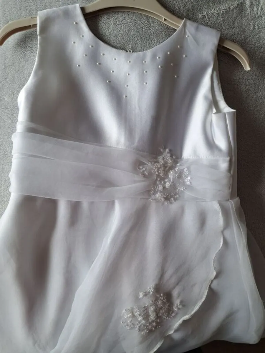 Communion dress - Image 4