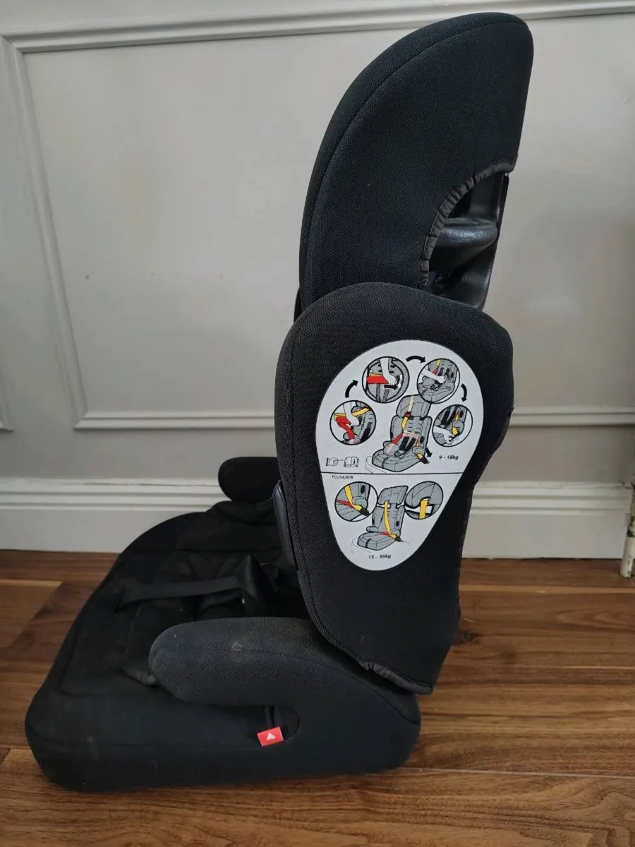 Graco Child Car Seat - Image 2