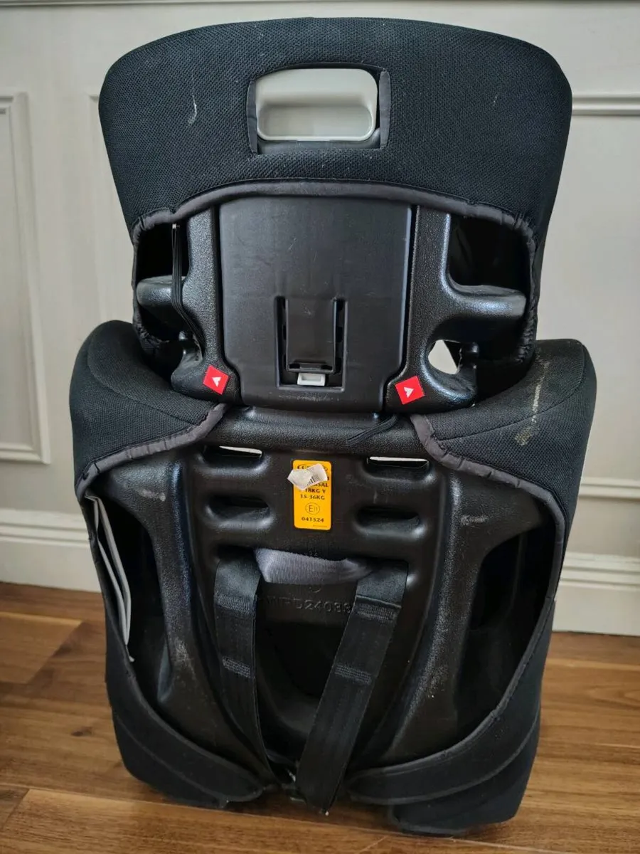 Graco Child Car Seat - Image 3