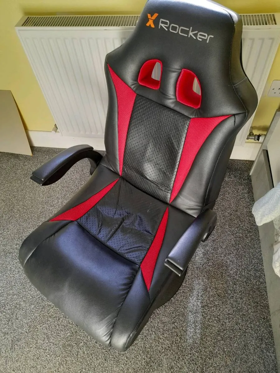 XROCKER LEATHER GAMING SWIVEL CHAIR - Image 1