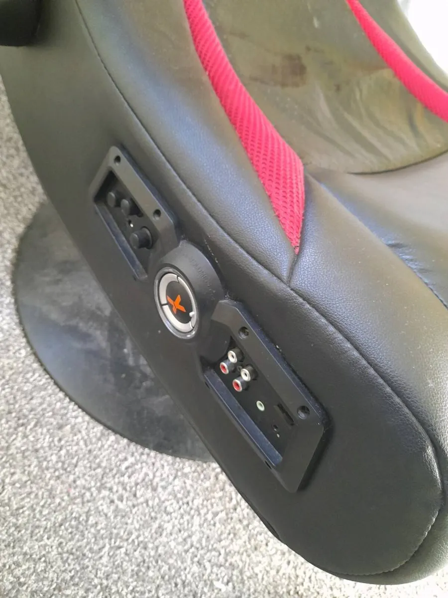 XROCKER LEATHER GAMING SWIVEL CHAIR - Image 3