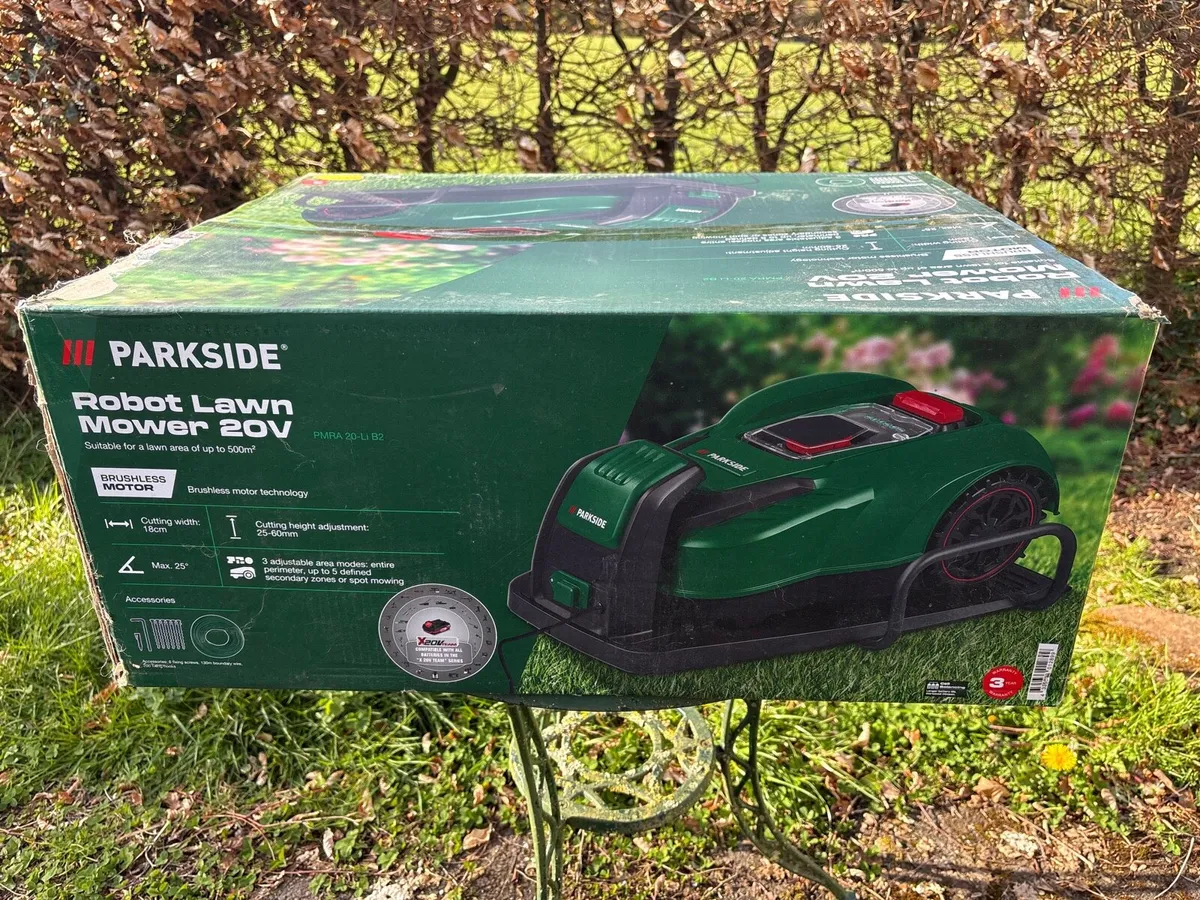 Robot Lawnmower - Image 1