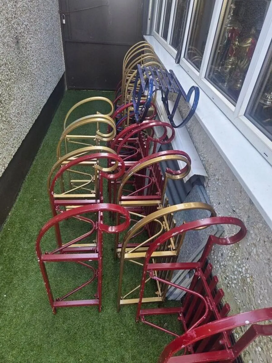 Santa Sleds - Image 2