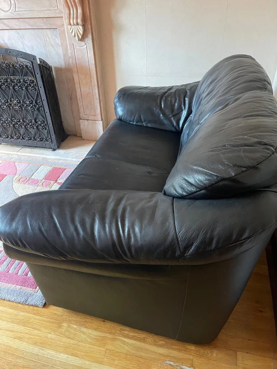 2 Seater Black Couch - Image 4