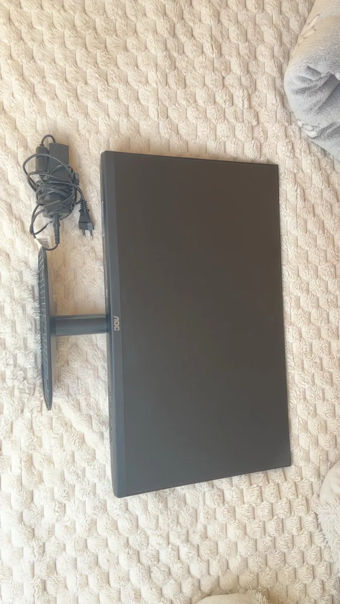 Gaming AOC 25 Inch Monitor - Image 2