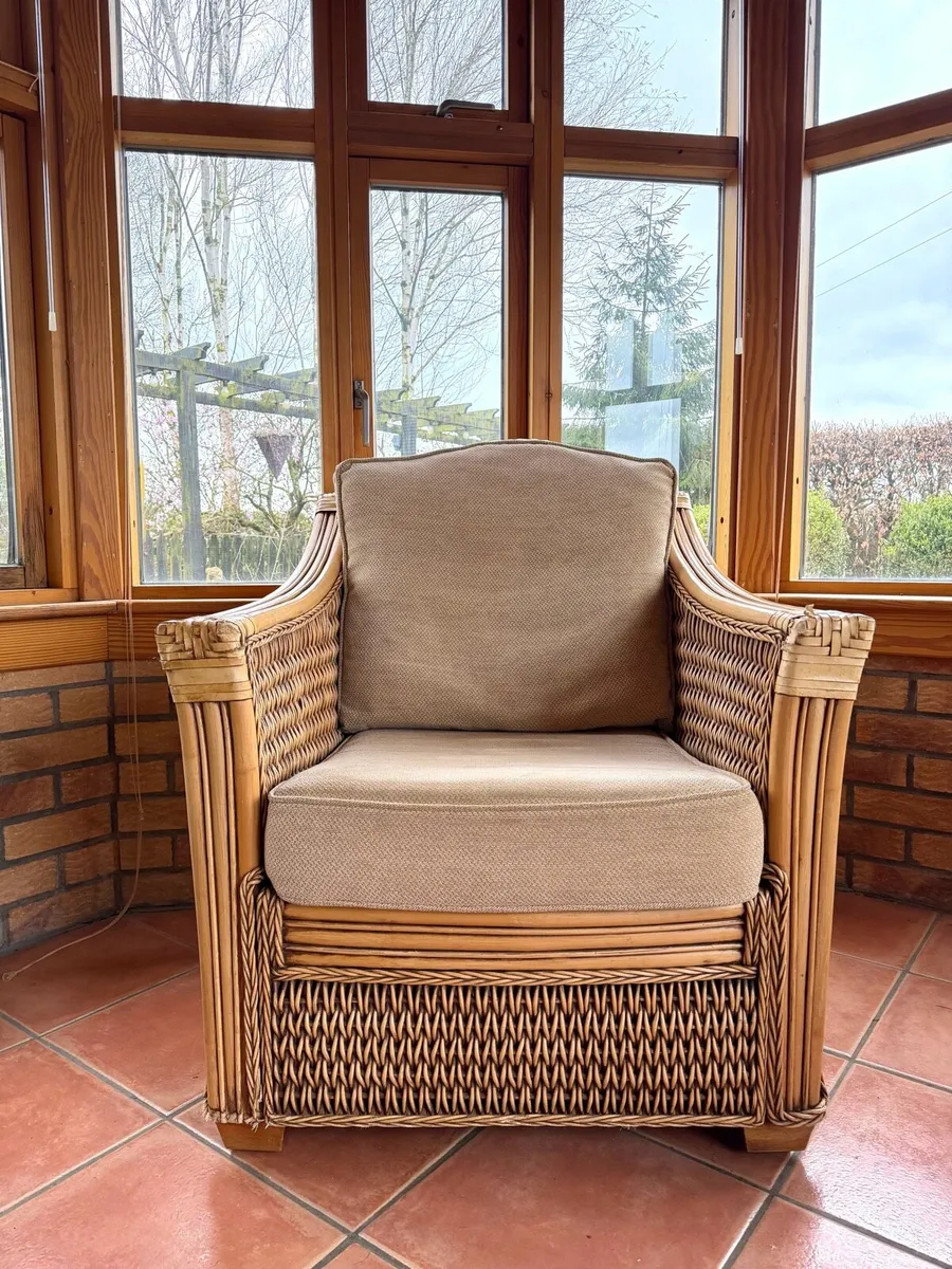 Wicker furniture - Image 3