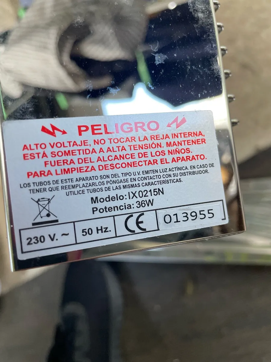 Electronic insect killer - Image 4