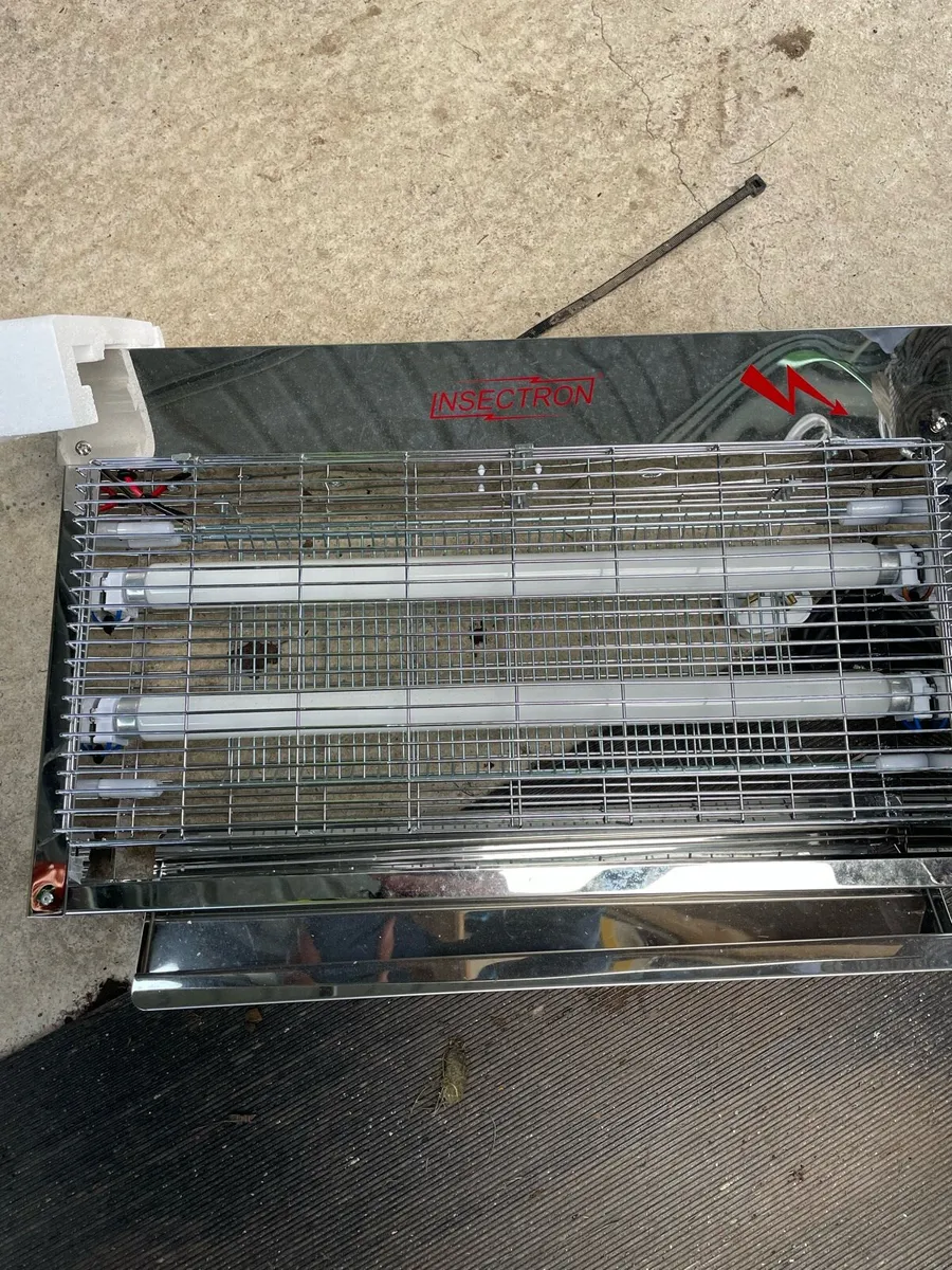 Electronic insect killer - Image 2