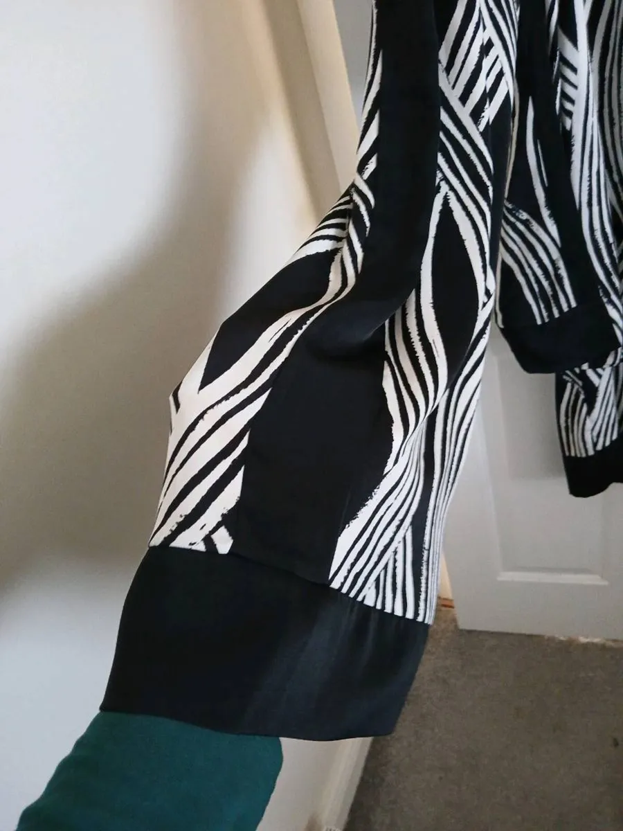 Ladies co-ord set - Image 3