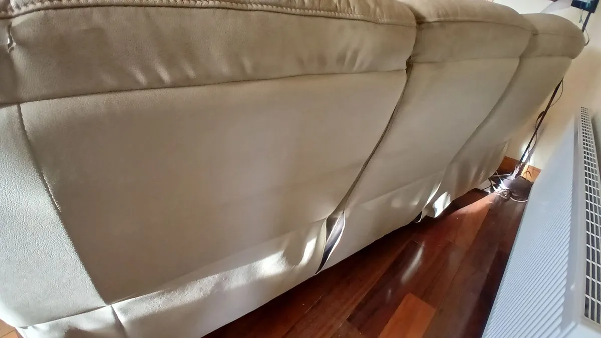 3 seater recliner sofa - Image 3