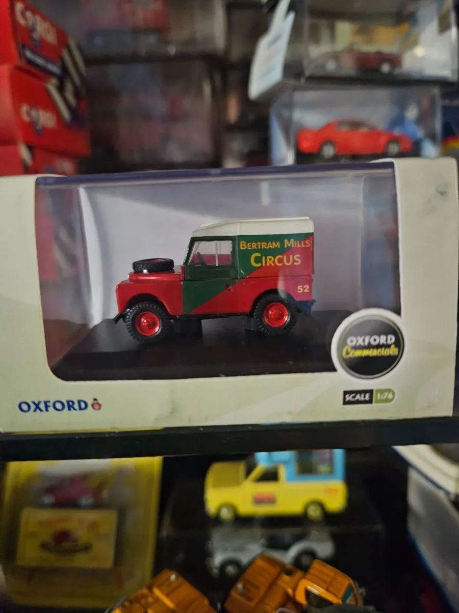 Corgi Oxford Circus Landrover