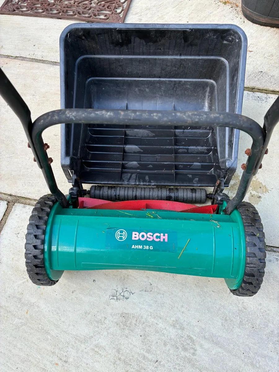 Bosch AHM 38 G Push Mower - Image 3