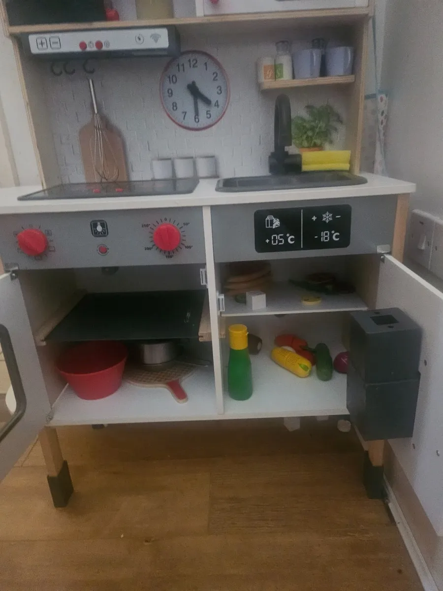 Kids kitchen - Image 2