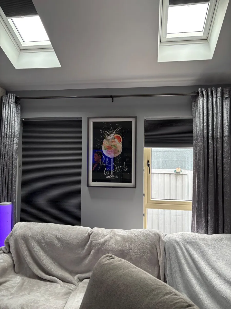 Pleated Window blinds as new - Image 1