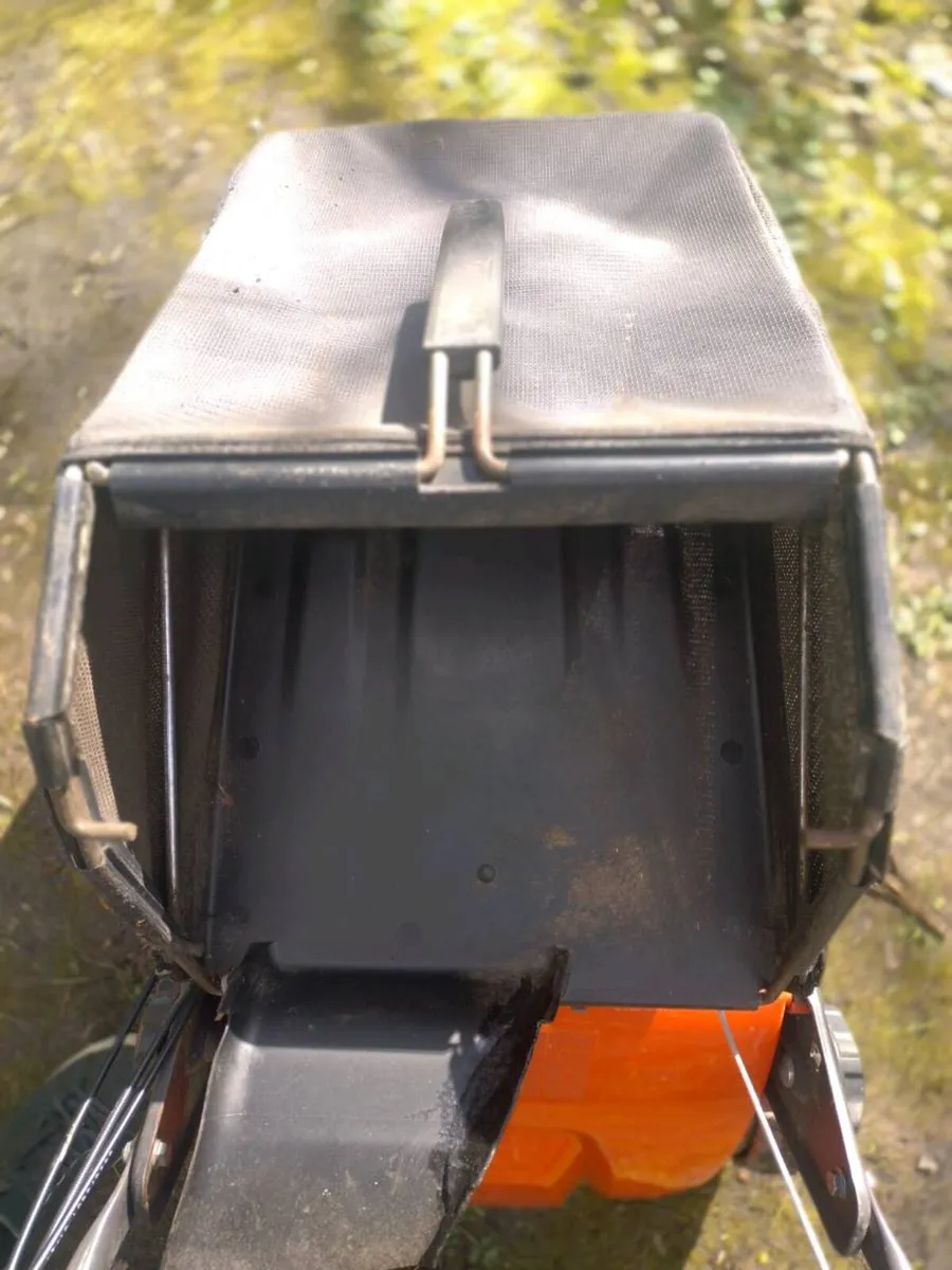 Lawn mower - Image 3