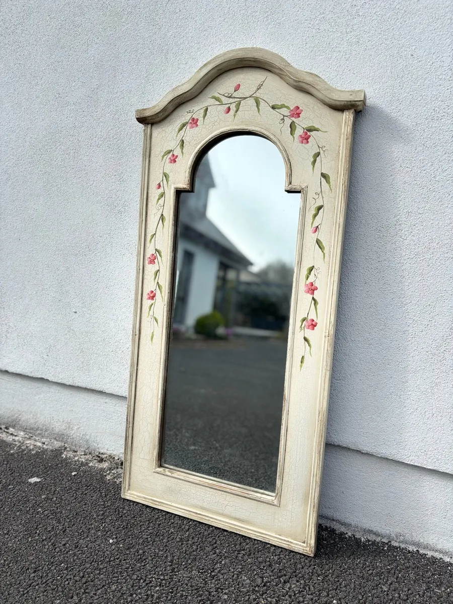 Painted Feature Mirror - Image 1