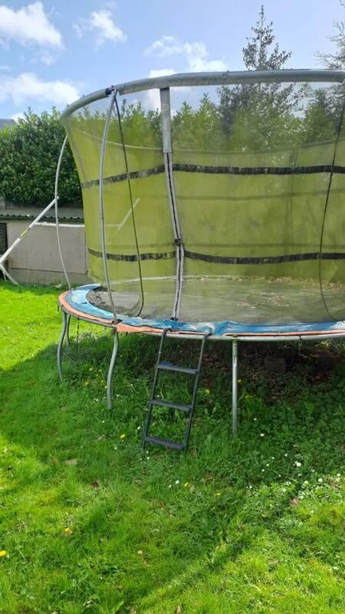 Trampoline - Image 3