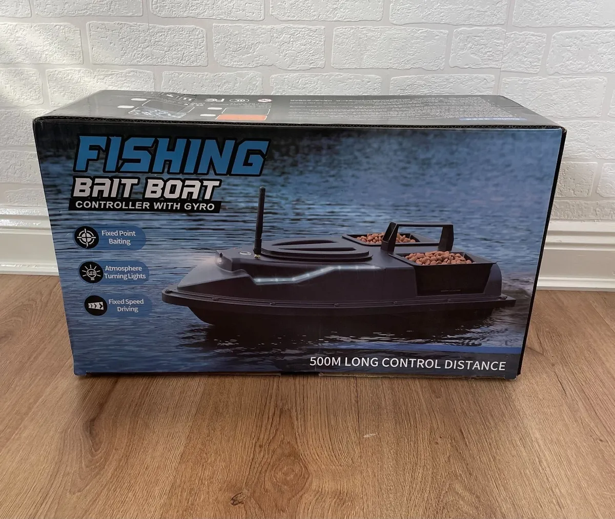 Fishing bait boat - Image 1