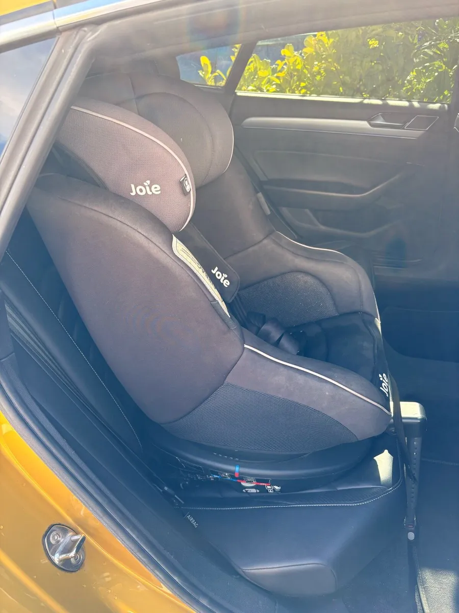 Joie 360 Spin Car Seat Isofix - Image 2