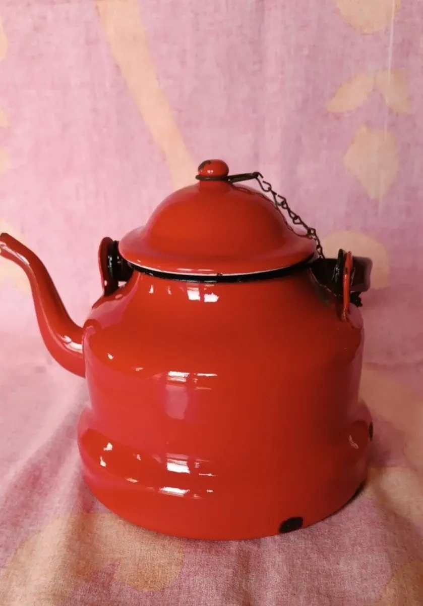 Vintage enamel teapot Lot of 3 Teapots - Image 2