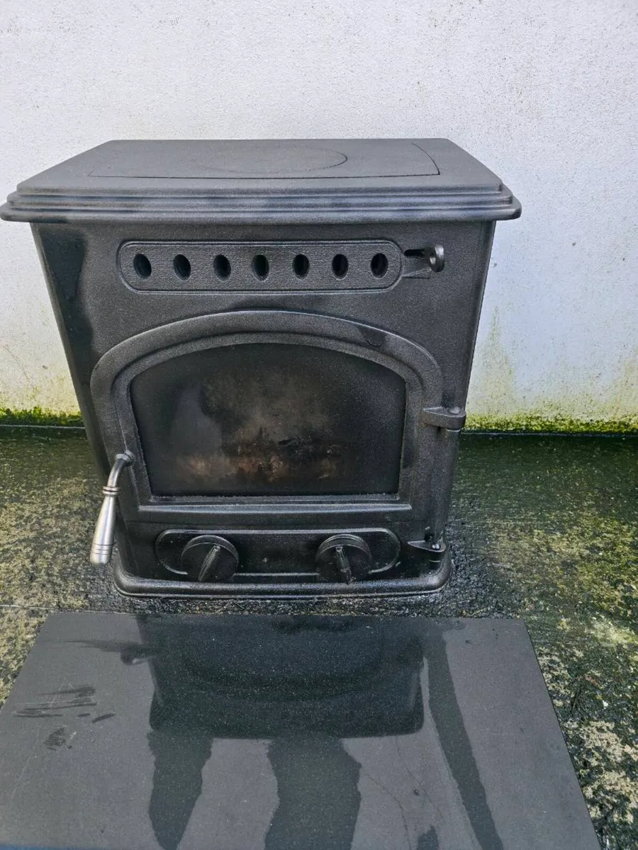 Stove and slab for sale - Image 1