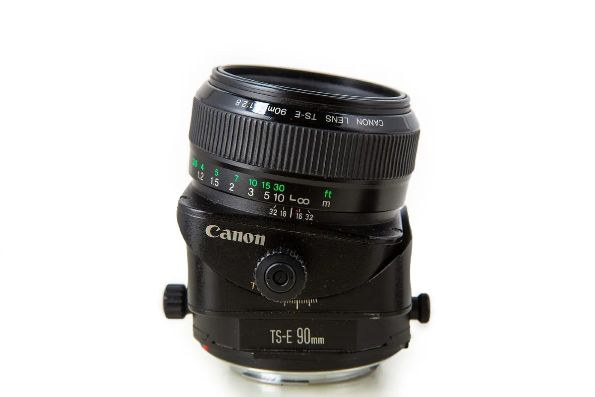 Canon ts-e 90mm f/2.8 tilt-shift lens - Image 4