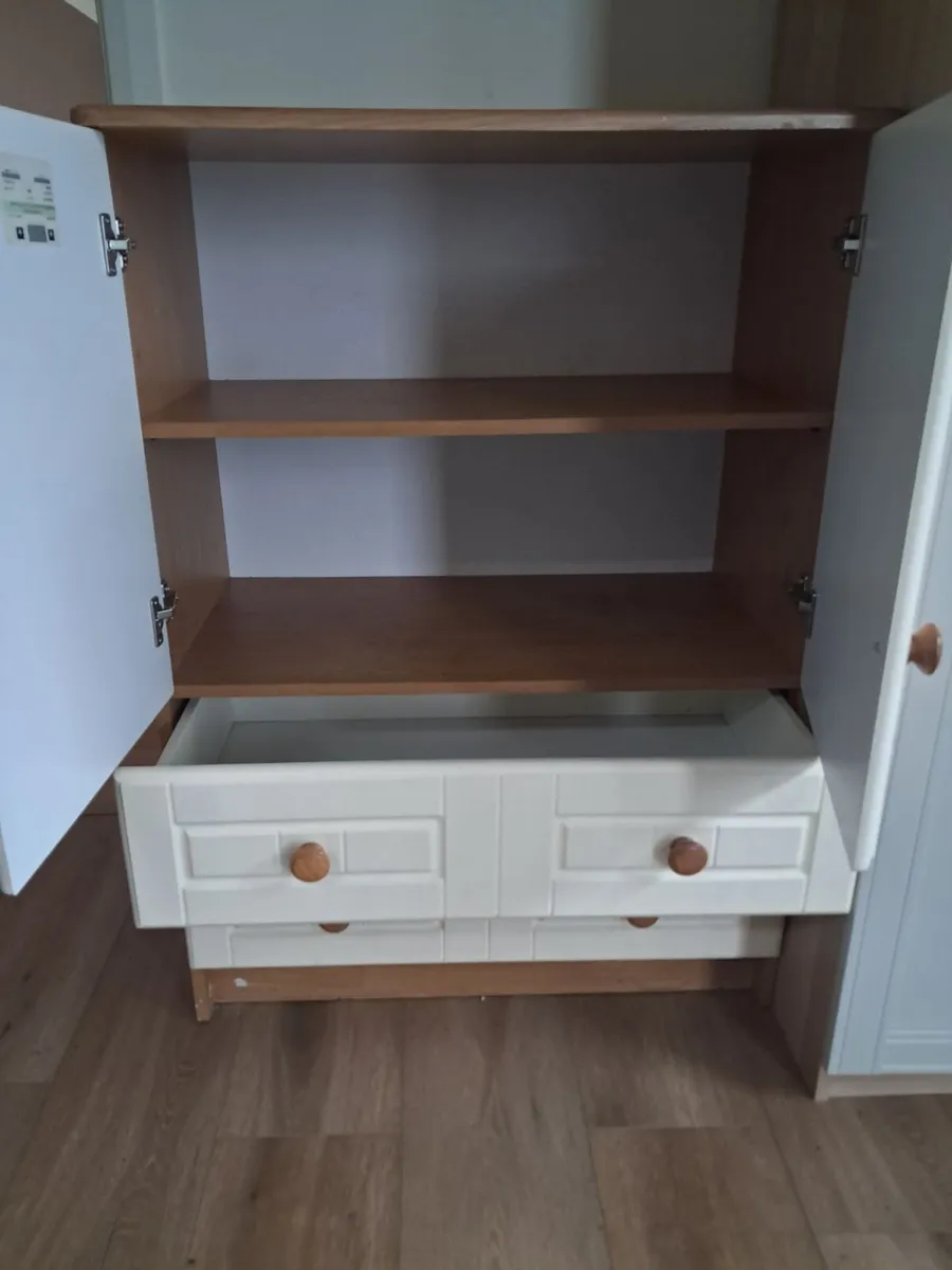 Storage Cabinet - Image 4
