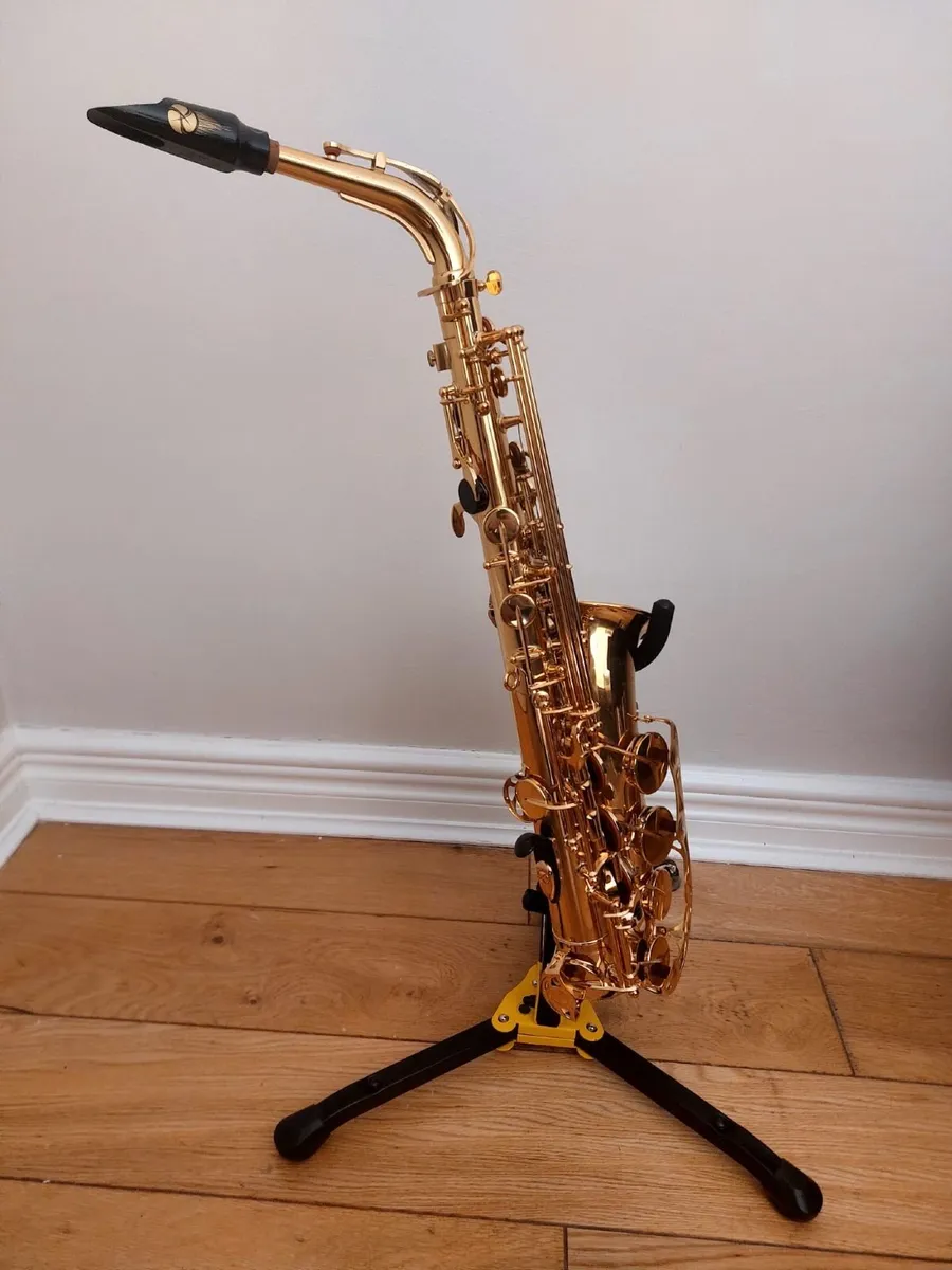 Yamaha YAS 280 Alto Saxophone - Image 2