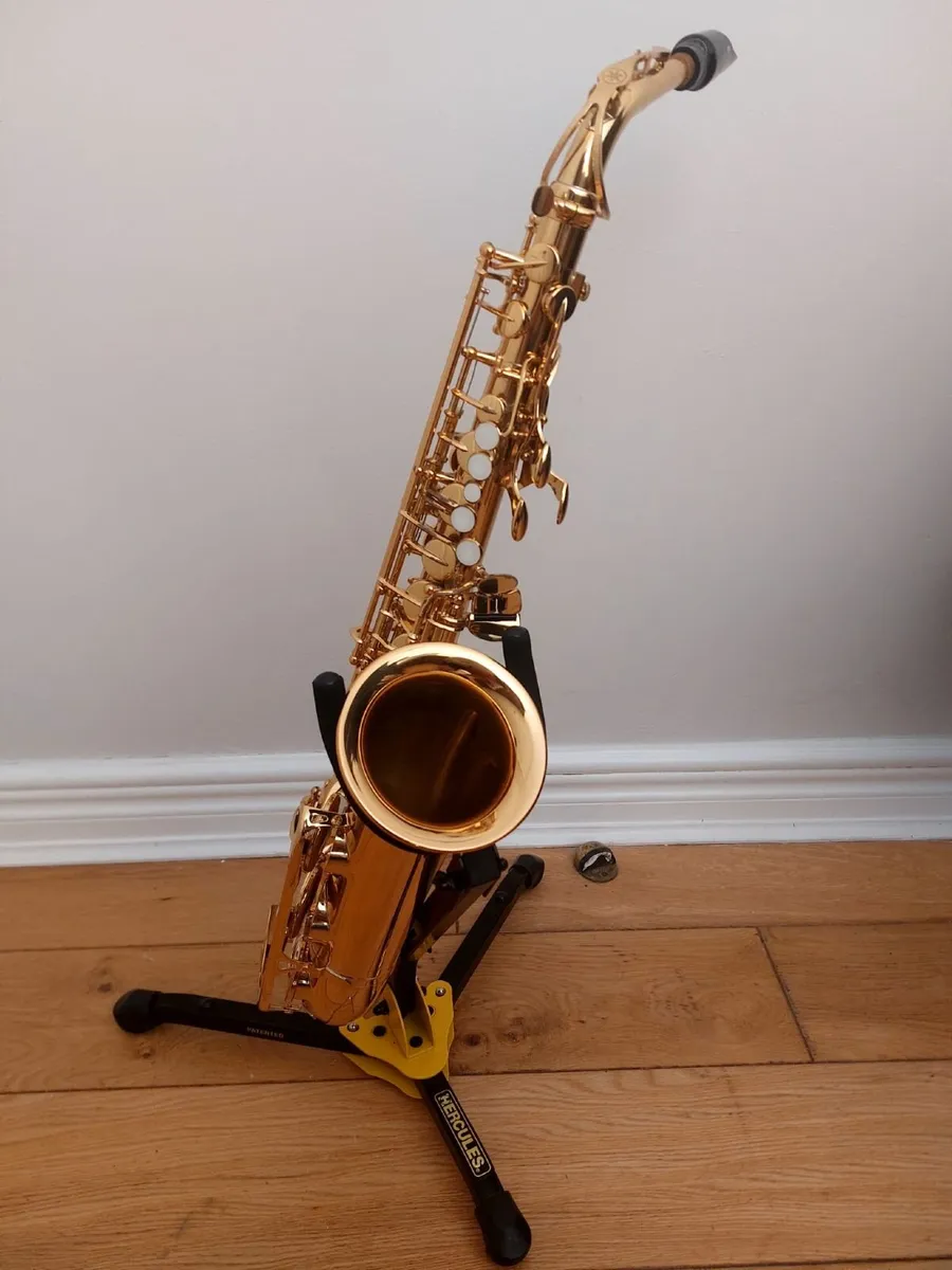 Yamaha YAS 280 Alto Saxophone - Image 4