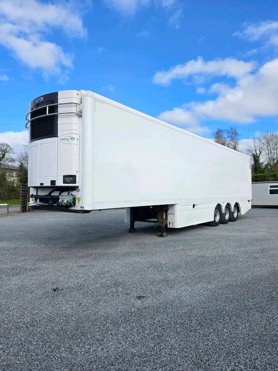 2013 GRAY & ADAMS FRIDGE - Image 1