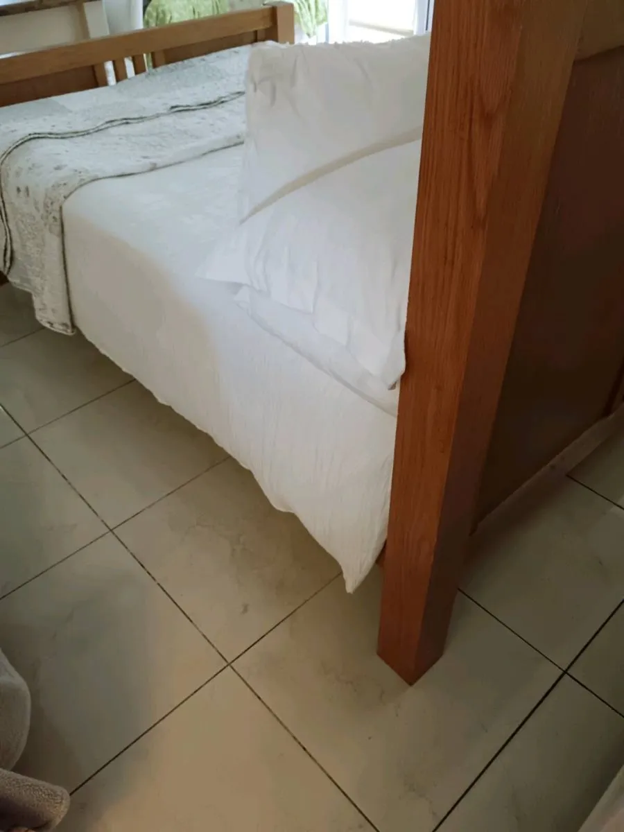 Double bed - Image 3