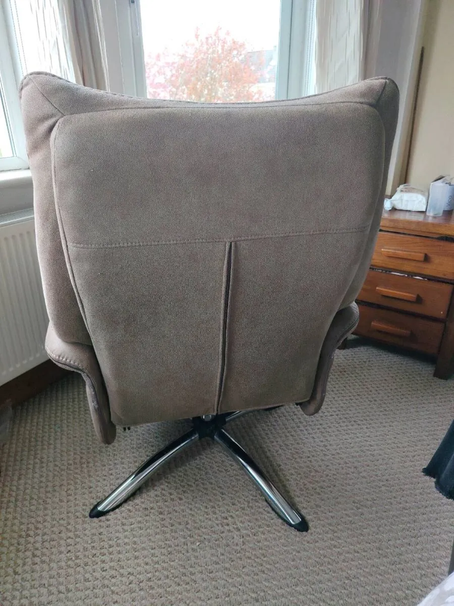 Swivel/reclining armchair - Image 2