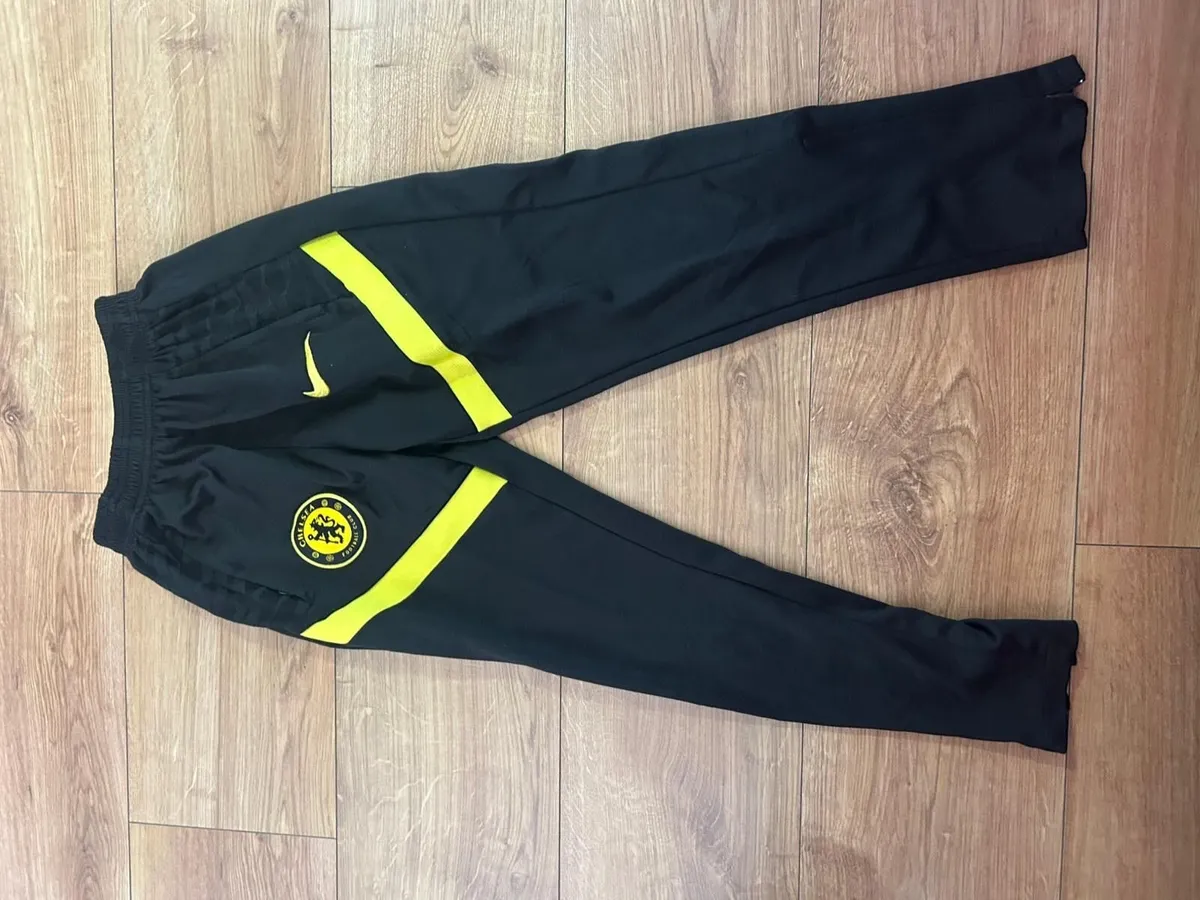 tracksuit - Image 2