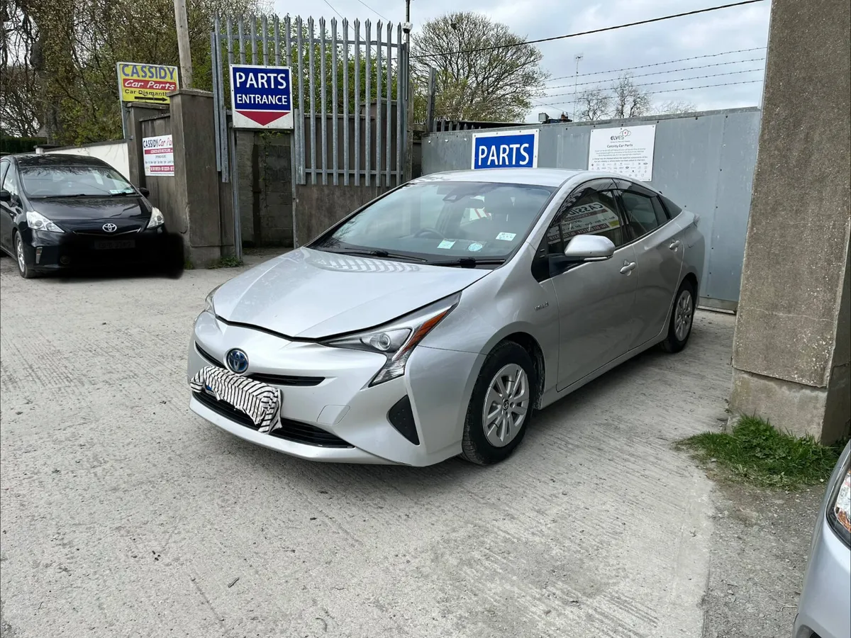 For Parts 2018 Toyota Prius - Image 2