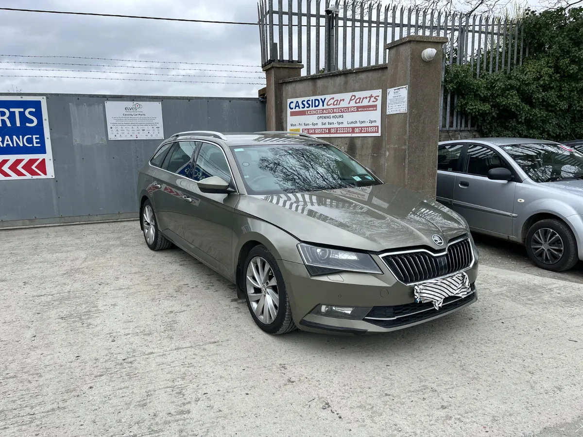 For Parts 2017 Skoda Superb Estate 1.6 diesel - Image 2