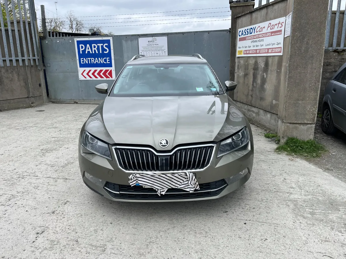 For Parts 2017 Skoda Superb Estate 1.6 diesel - Image 1