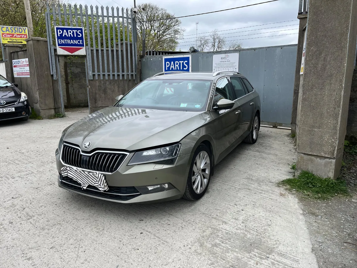 For Parts 2017 Skoda Superb Estate 1.6 diesel - Image 3