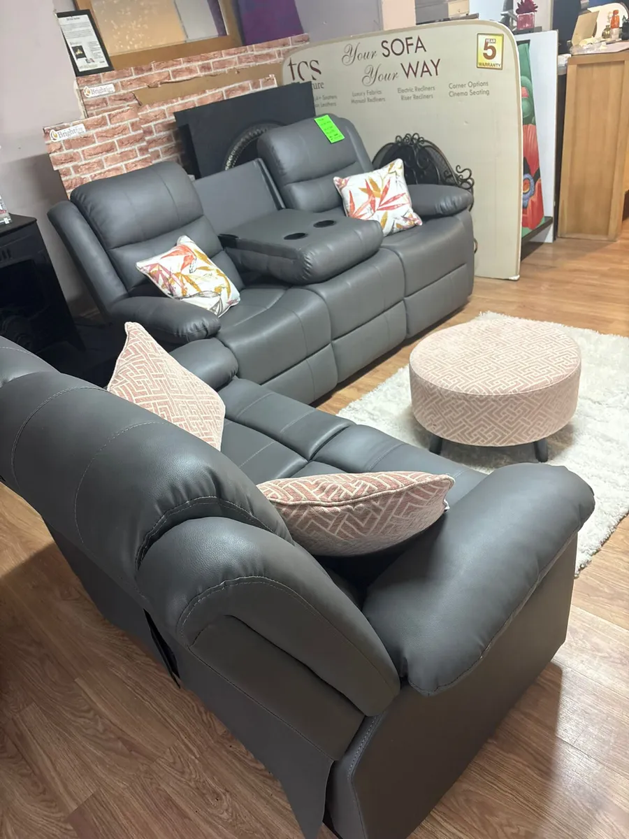 Crofton sofa sets🎉 SALE NOW ON - Image 4