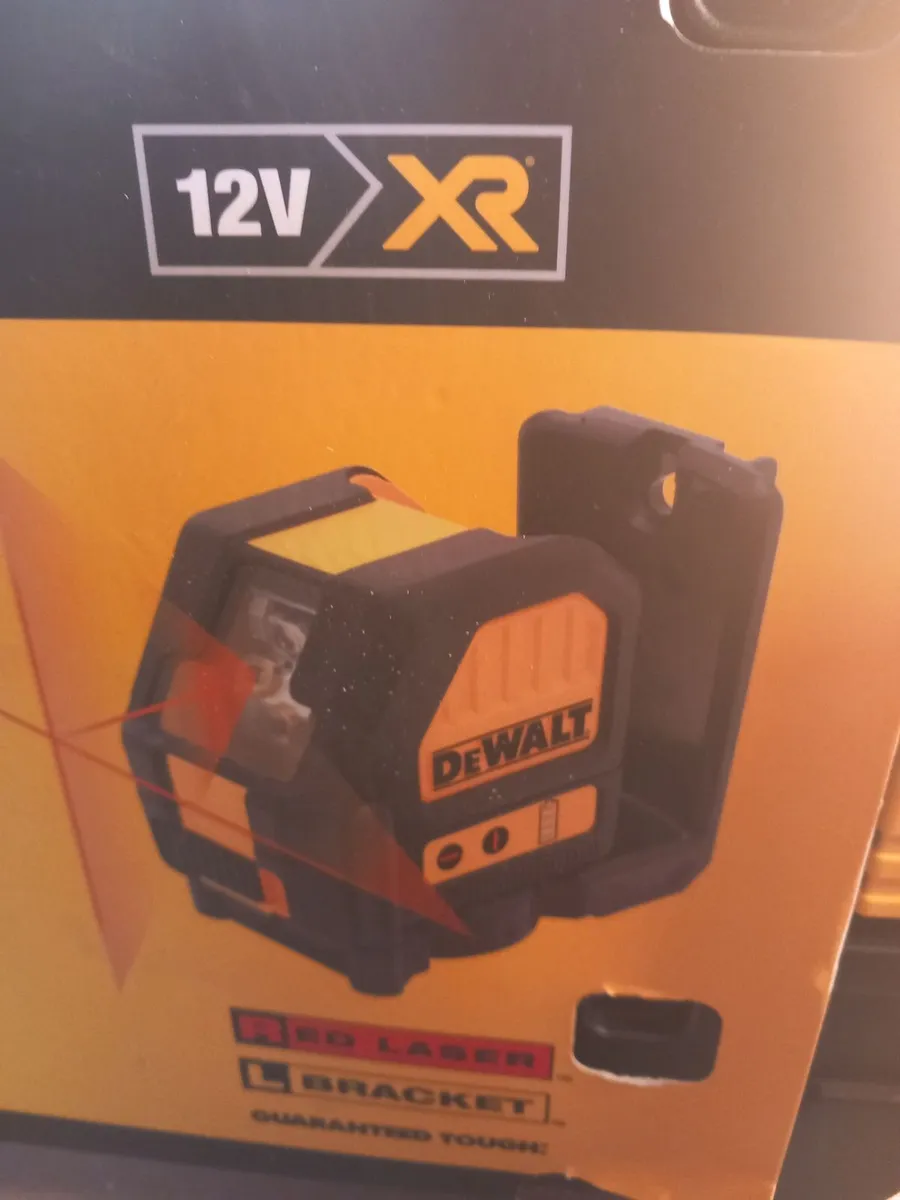 New 12v dewalt battery laser - Image 2