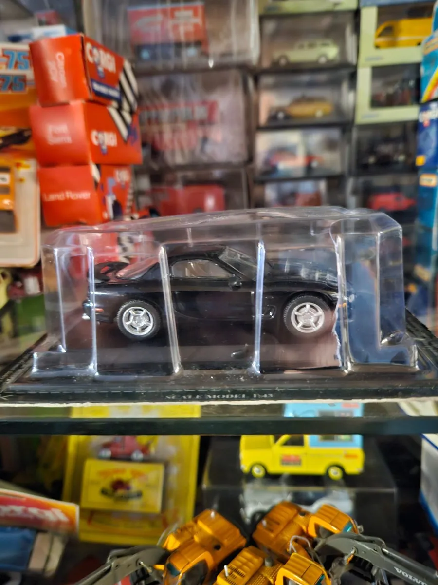 Corgi Atlas Mazda RX7 - Image 2