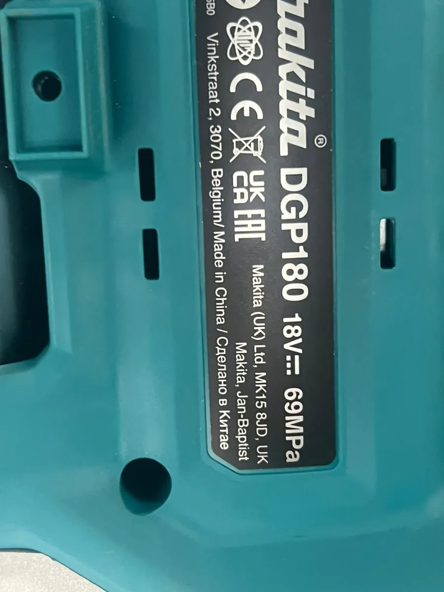 New makita 18V grease gun - Image 2