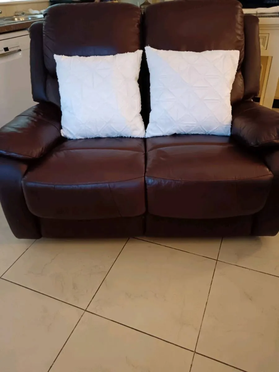Leather sofa - Image 4