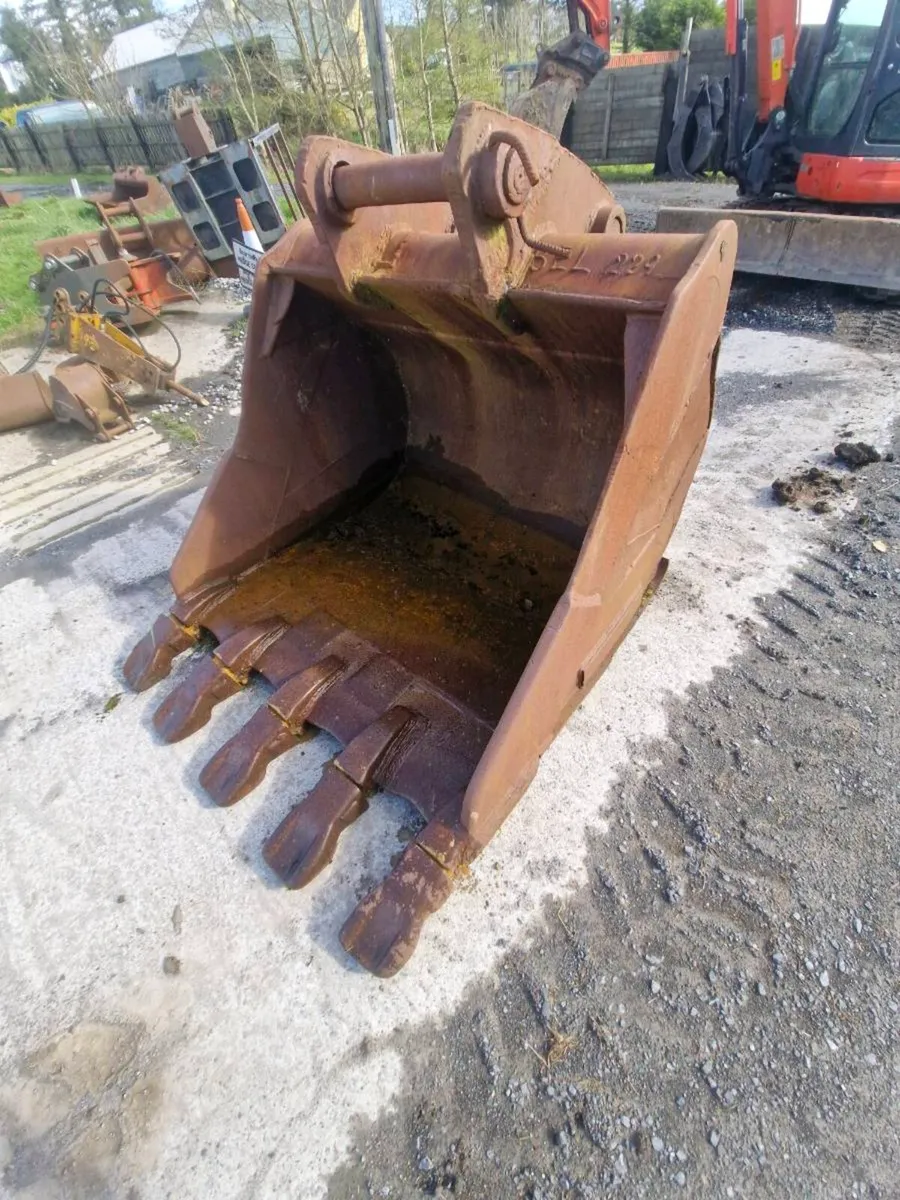 90mm Digging bucket - Image 1
