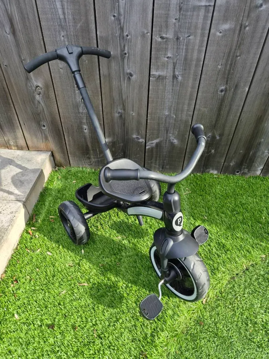 Child's tricycle with push handle - Image 2
